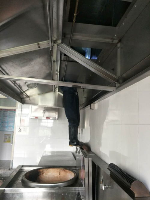 津南區(qū)專業(yè)廚房油煙清洗服務(wù) 打造潔凈餐廳，選擇天津保潔專家